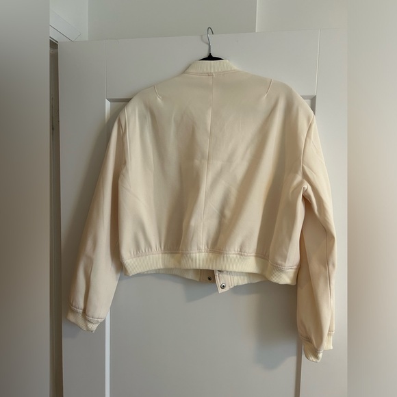 Amazon Bomber Jacket - Picture 8 of 13